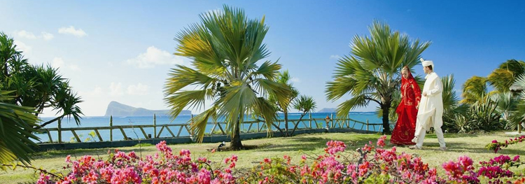 Garden or beach settings for your Mauritius wedding